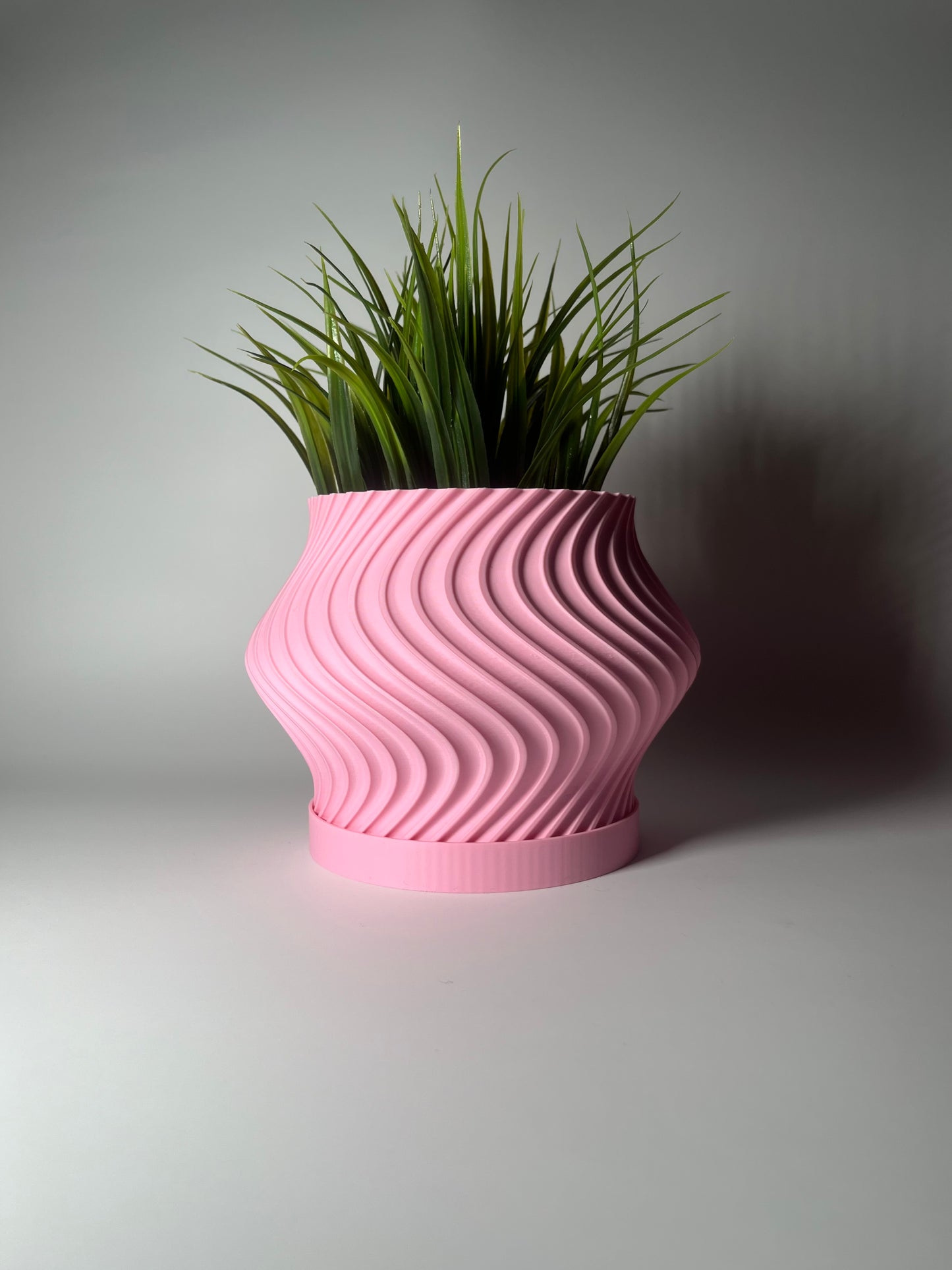 Modern Decorative Indoor Planter Pot For Succulents and Plants With Tray And Drainage Holes "TIDE"