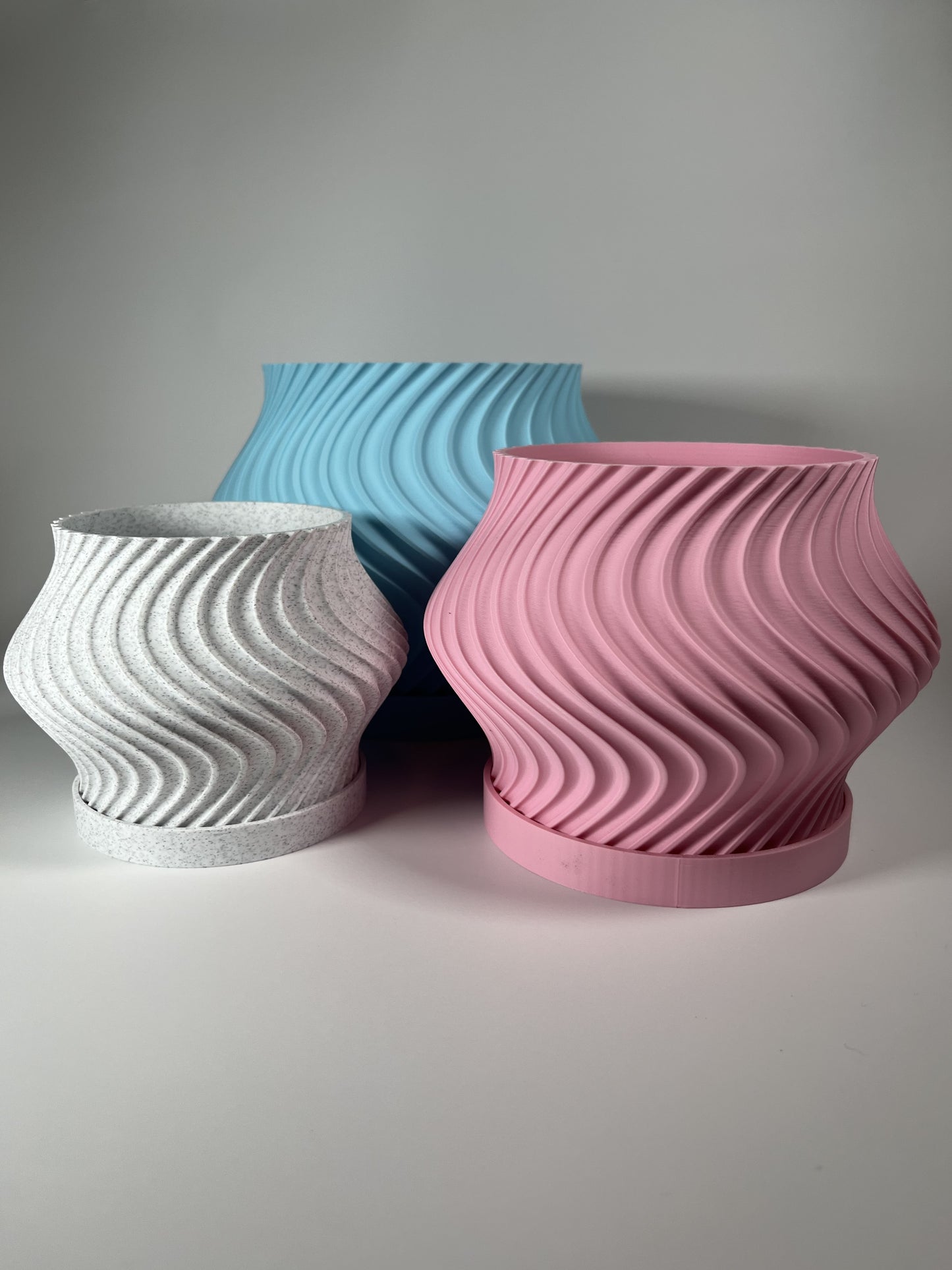 Modern Decorative Indoor Planter Pot For Succulents and Plants With Tray And Drainage Holes "TIDE"